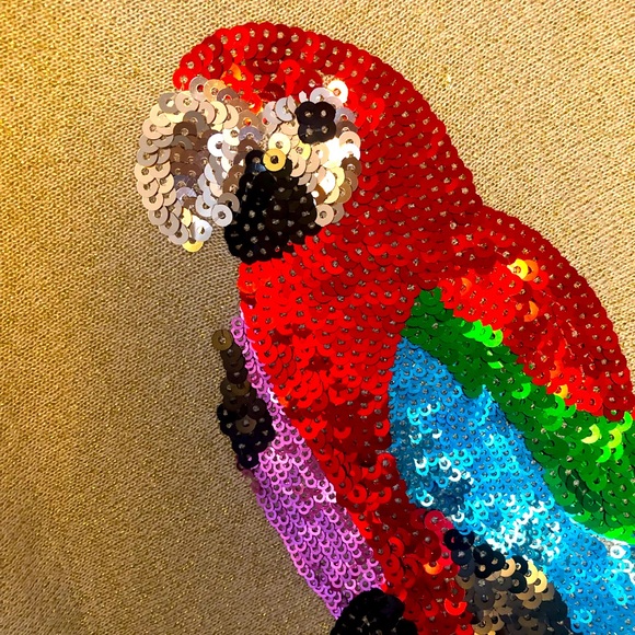 Unique sequined parrot sweater! 🦜 - Picture 5 of 7